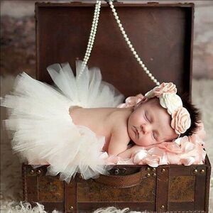 NEW Newborn Girl Lace Floral Head Accessory White Tulle Skirt Set